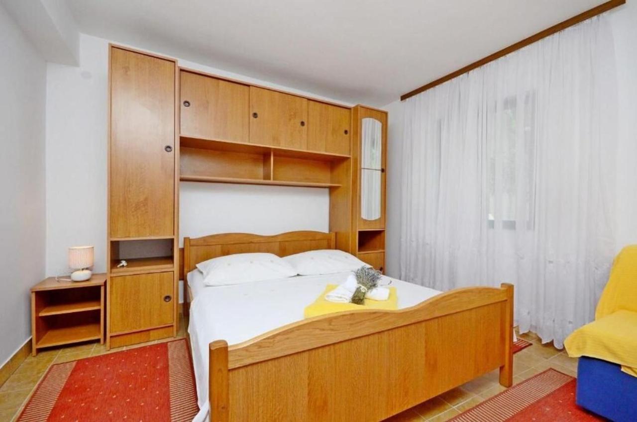 Apartments Milan Рогозница Екстериор снимка